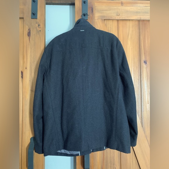 Perfect condition mens Calvin Klein coat - Picture 3 of 7